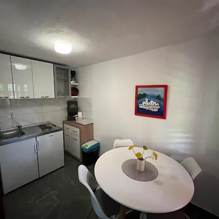 Luna Apartament *